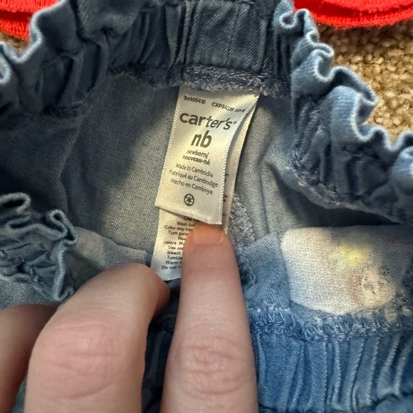 CARTERS | Eyelet shirt and embroidered pants set | LIKE NEW | SIZE NB - Picture 4 of 5